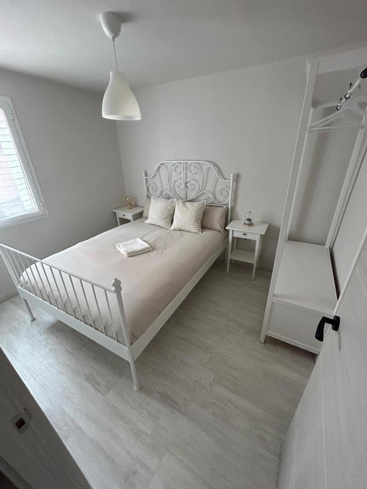 Apartamento Calera Burgo Eksteriør billede